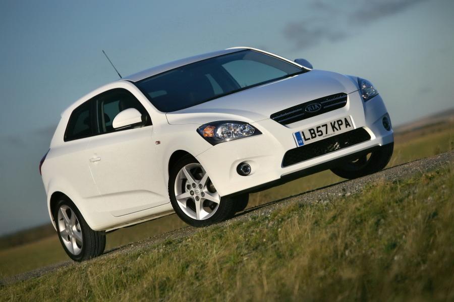  Kia pro_cee&rsquo;d 2008 года  (фото 50 из 182)